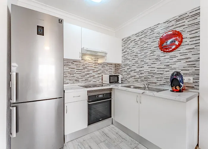 Marina Paraiso 1 Bedroom דירה *