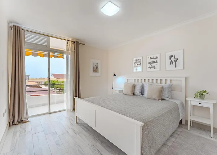 Marina Paraiso 1 Bedroom * Costa Adeje (Tenerife)