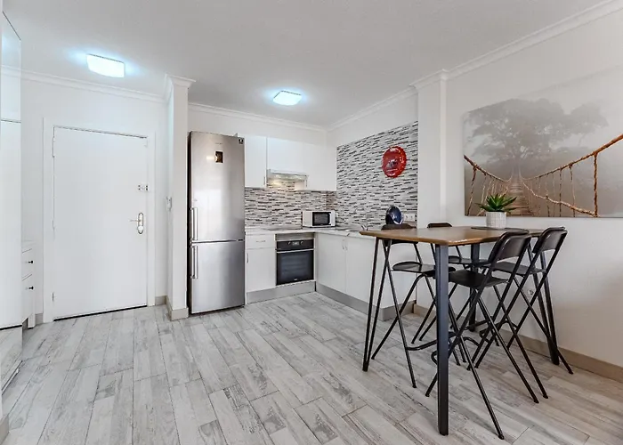 Marina Paraiso 1 Bedroom * Costa Adeje (Tenerife)